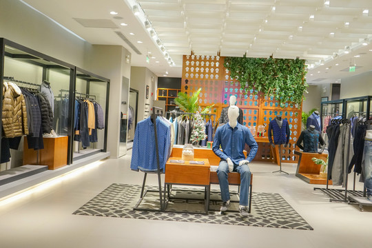 服裝專賣店 服飾專賣