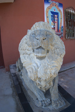 寺院石獅