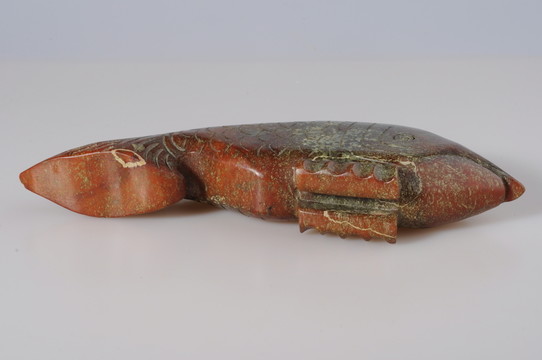 玉魚 戰(zhàn)國圓雕玉魚