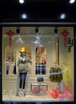 服裝店櫥窗