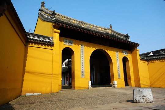 虎丘山門