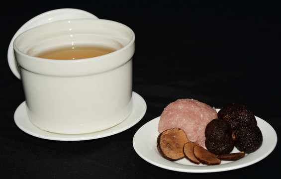 黑松露燉肉汁湯