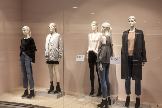 服裝店 服飾 時裝 櫥窗設計