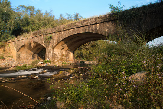 拱橋