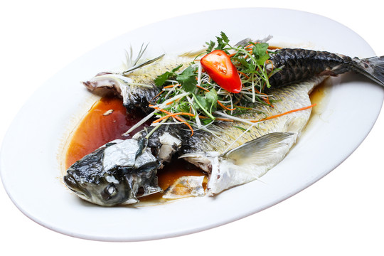 清蒸鱸魚