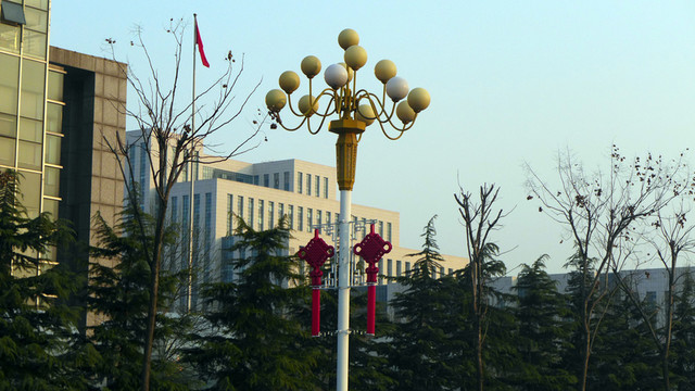 大紅中國結(jié)路燈