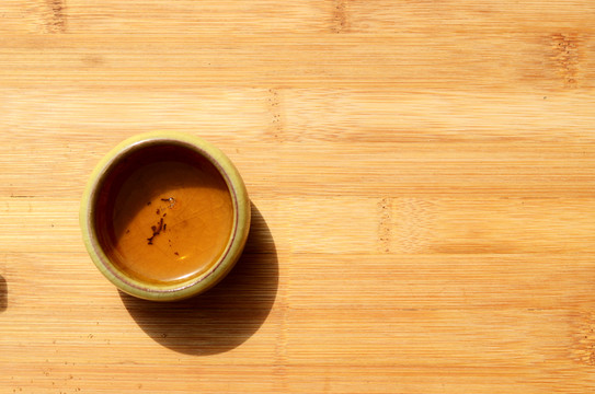竹板上的茶具