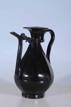 遼金瓷器 黑釉八棱執(zhí)壺