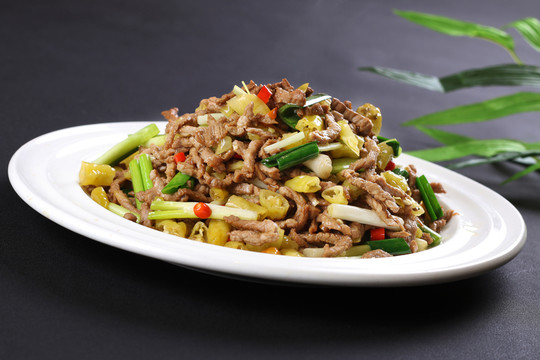野山椒牛肉絲2