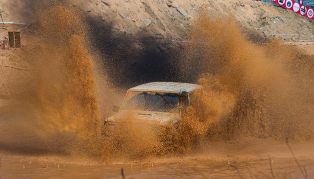 越野車 賽車 比賽
