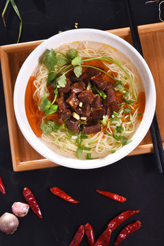 清湯牛肉面