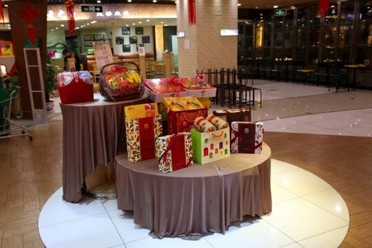 女裝 專賣店 女裝模特