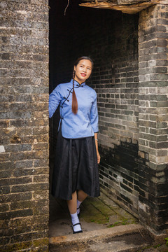 鄉(xiāng)村老屋民國女學(xué)生