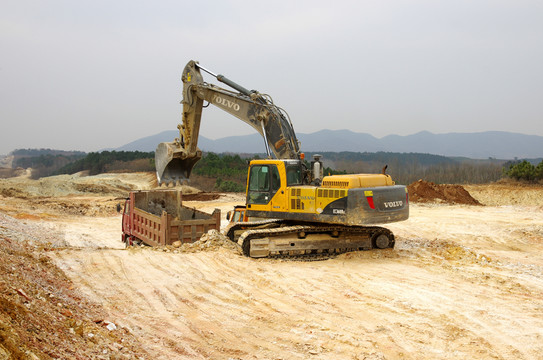 筑路機(jī)械