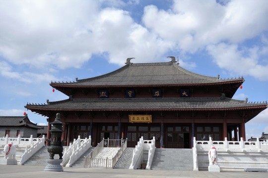 大雄寶殿