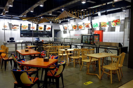 餐館