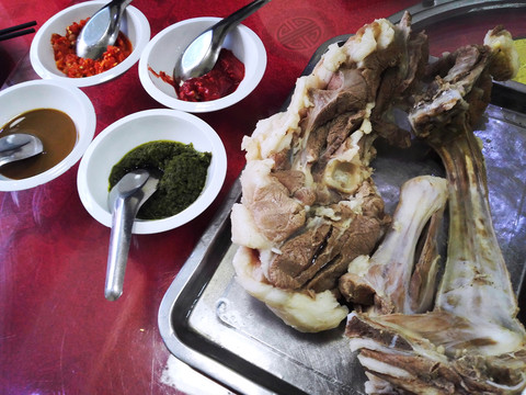 蒙古族手扒羊肉