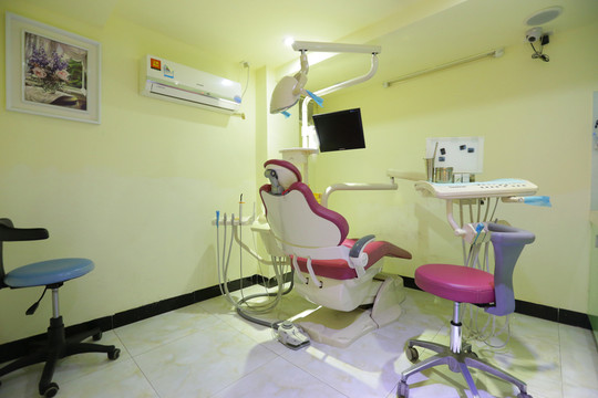 牙科 口腔诊所 牙齿治疗