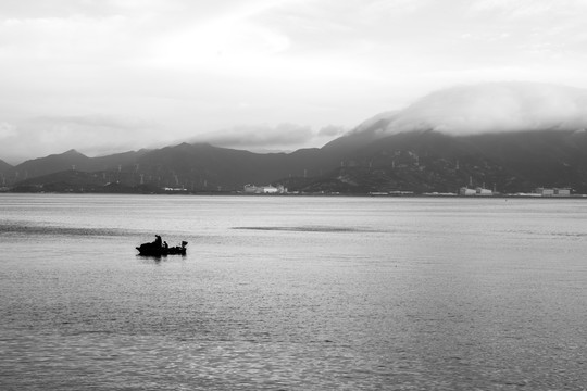 銀色的海