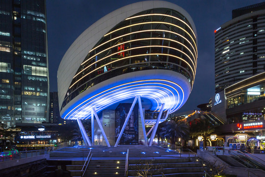圓形夜景建筑