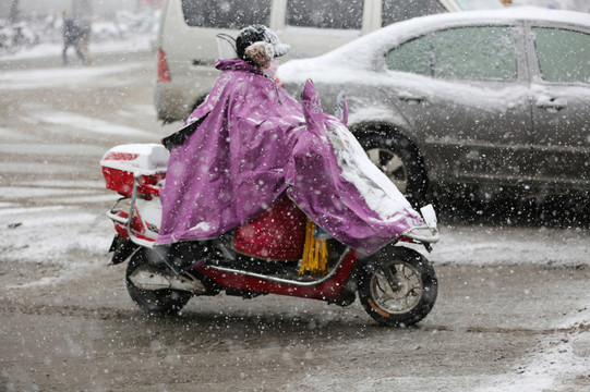 雪中騎行