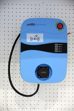 壁掛式充電樁