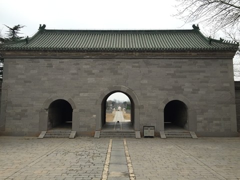古代帝王陵墓園林建筑