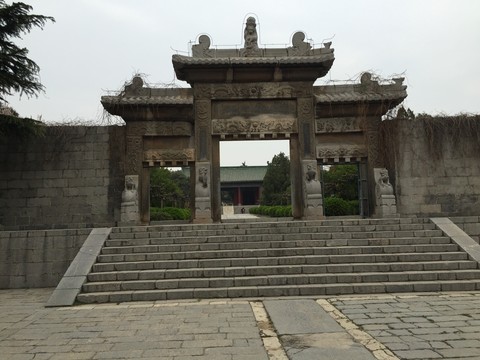古代帝王陵墓園林建筑
