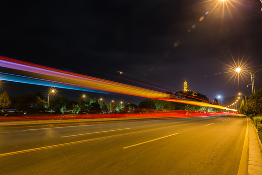 桂林機(jī)場路夜景