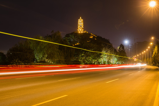 桂林機場路夜景