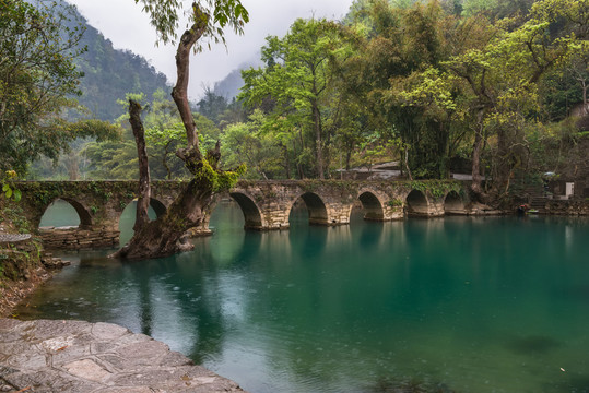 小七孔古橋