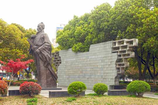 張家港