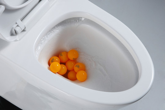 馬桶沖水