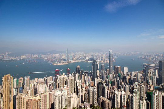 香港維多利亞港兩岸的摩天大樓