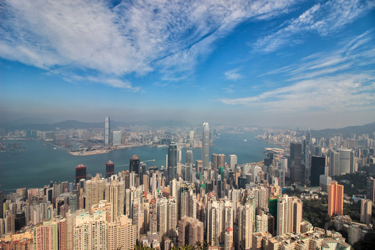 香港維港兩岸的摩天大樓