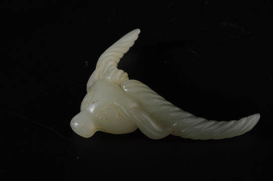 羊頭白玉
