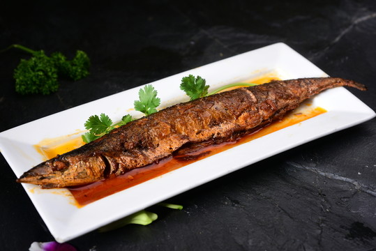 茄汁秋刀魚