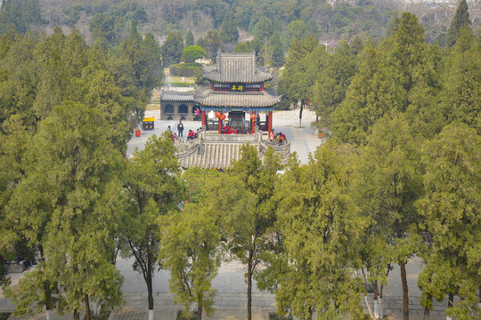 開封市龍亭公園碑亭