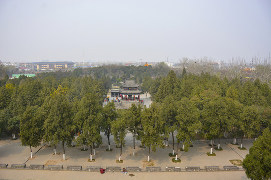開封市龍亭公園碑亭