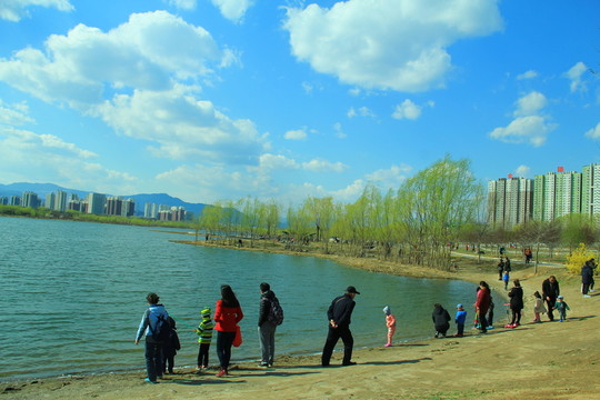 蓮石湖公園