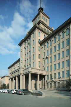 哈爾濱工業(yè)大學(xué)