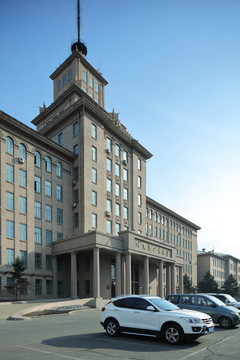 哈爾濱工業(yè)大學