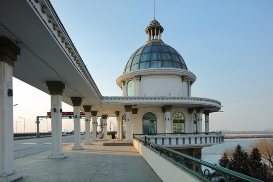 哈爾濱公路大橋
