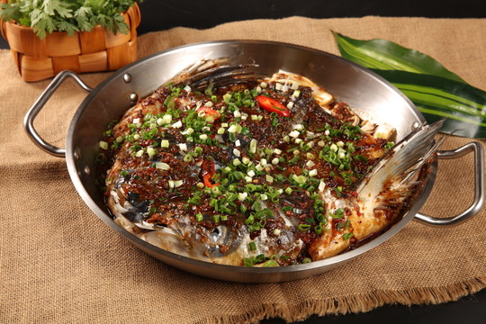 豉汁蒸魚頭