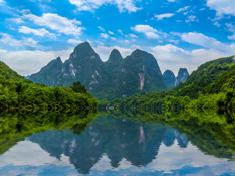 桂林陽朔 漓江山水風(fēng)光
