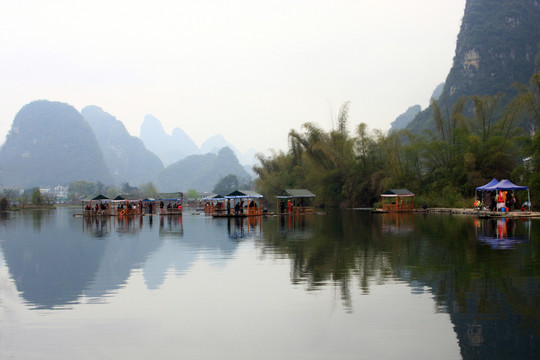 遇龍河風光 高格