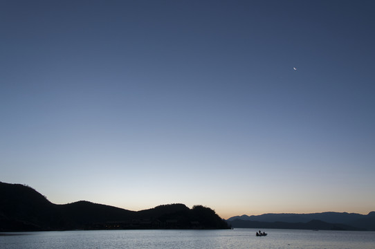 云南瀘沽湖早上