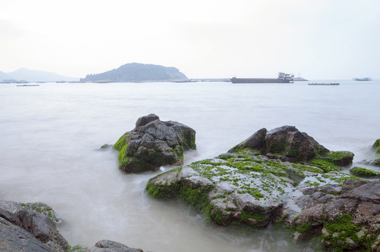 涌動(dòng)的大海 海的春天 綠色的海