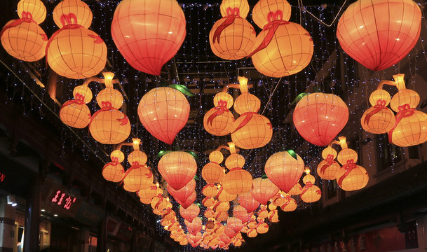 元宵節(jié)燈會(huì)
