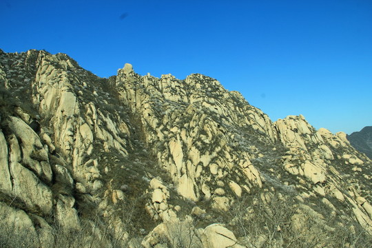 石山